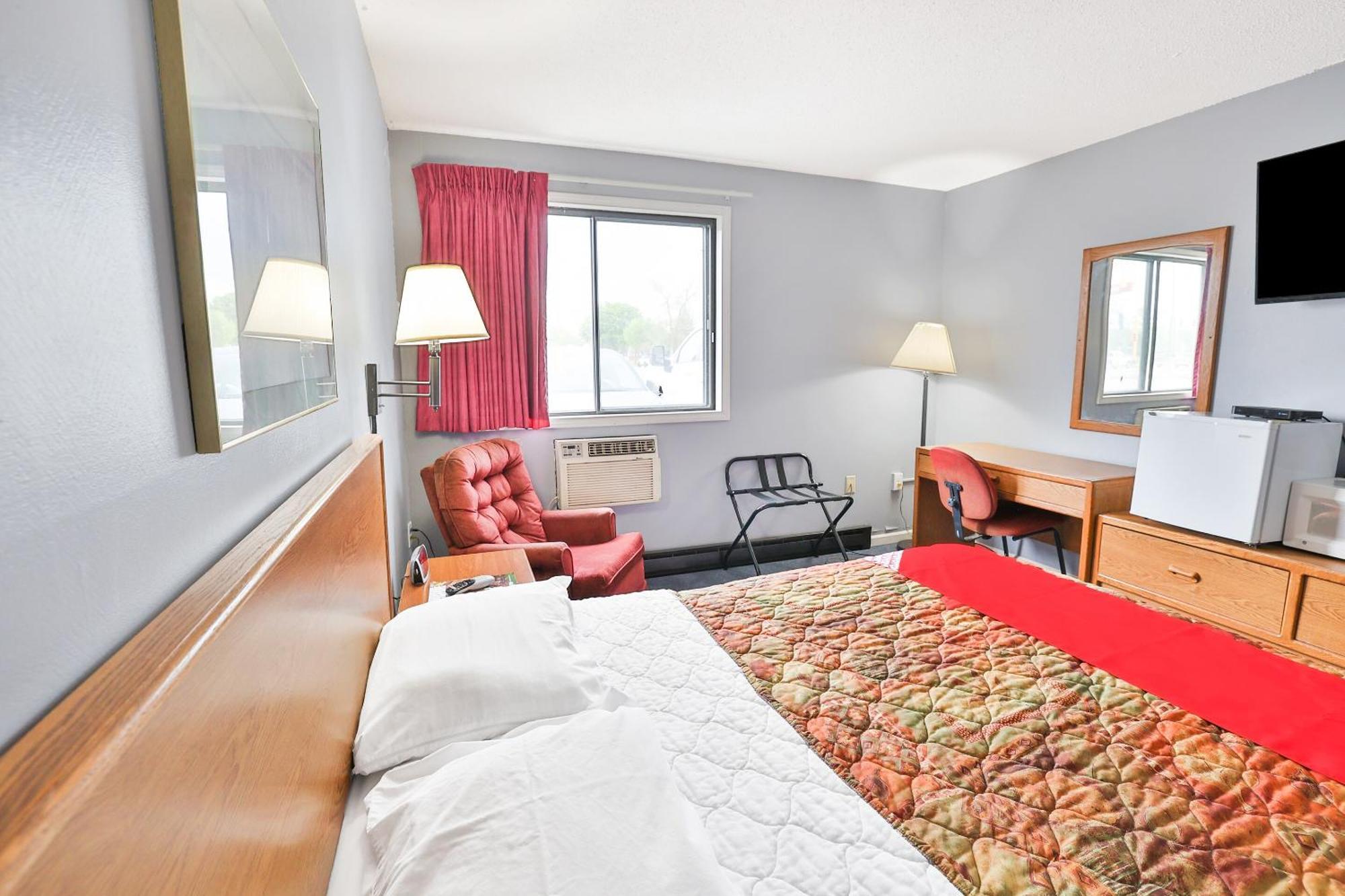 Oyo Hotel Pipestone Mn, Canterbury Park Zewnętrze zdjęcie