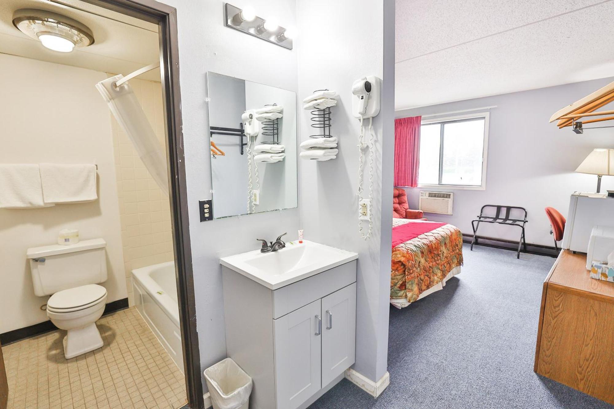 Oyo Hotel Pipestone Mn, Canterbury Park Zewnętrze zdjęcie