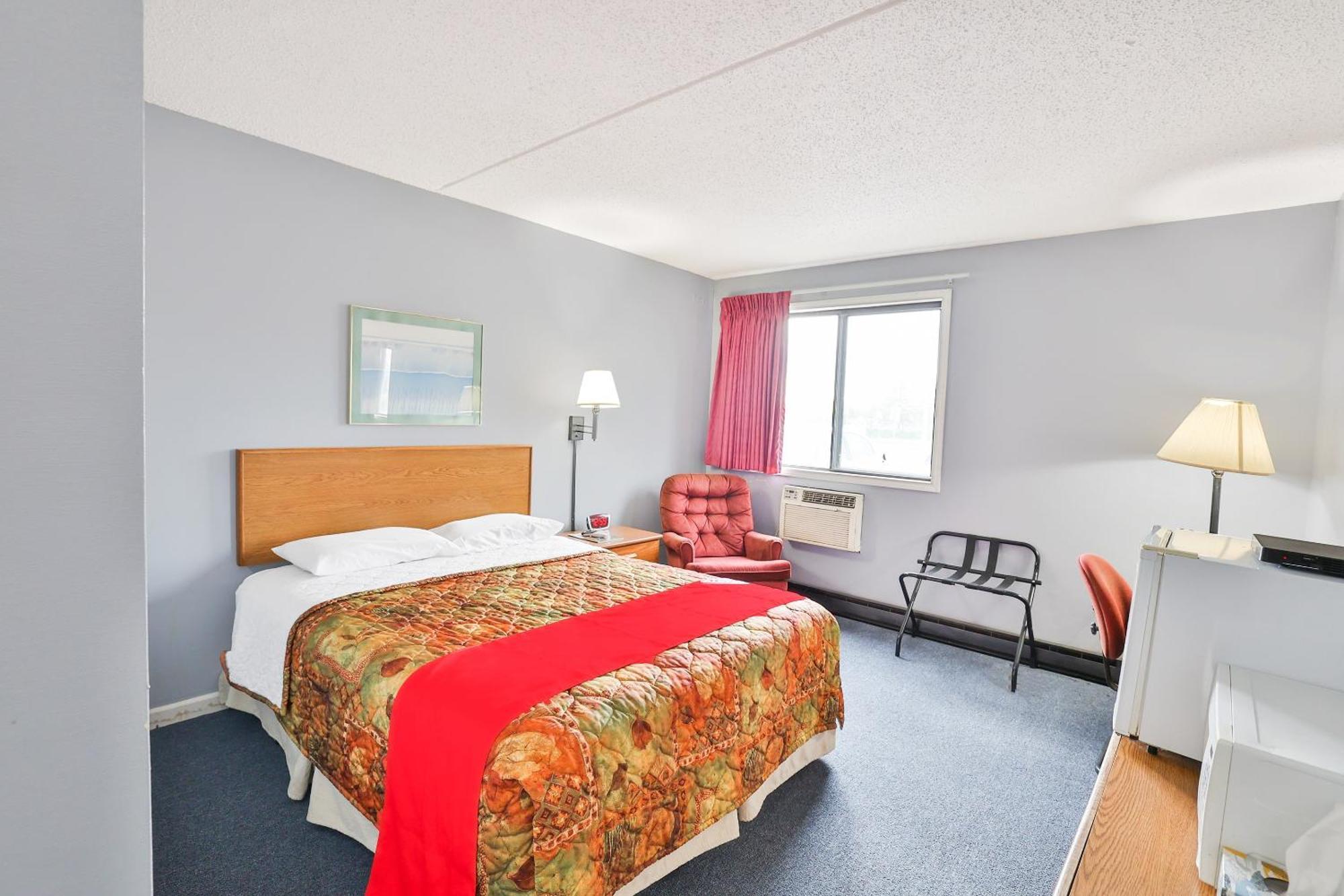 Oyo Hotel Pipestone Mn, Canterbury Park Zewnętrze zdjęcie